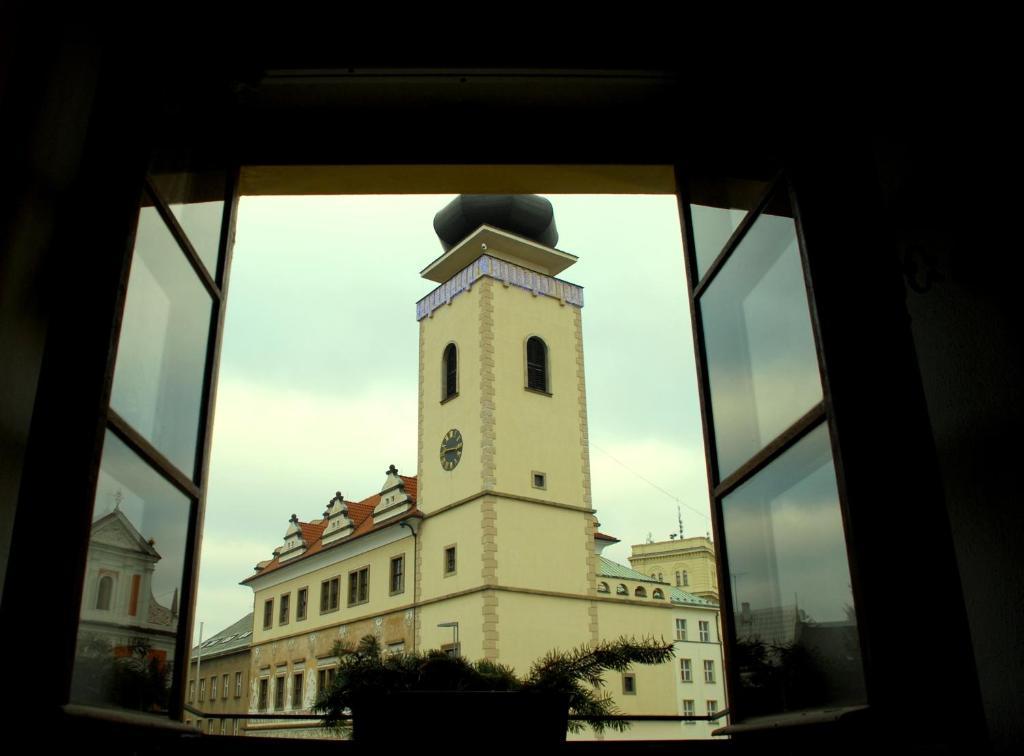 Hotel Zlaty Kohout Mlada Boleslav Ngoại thất bức ảnh