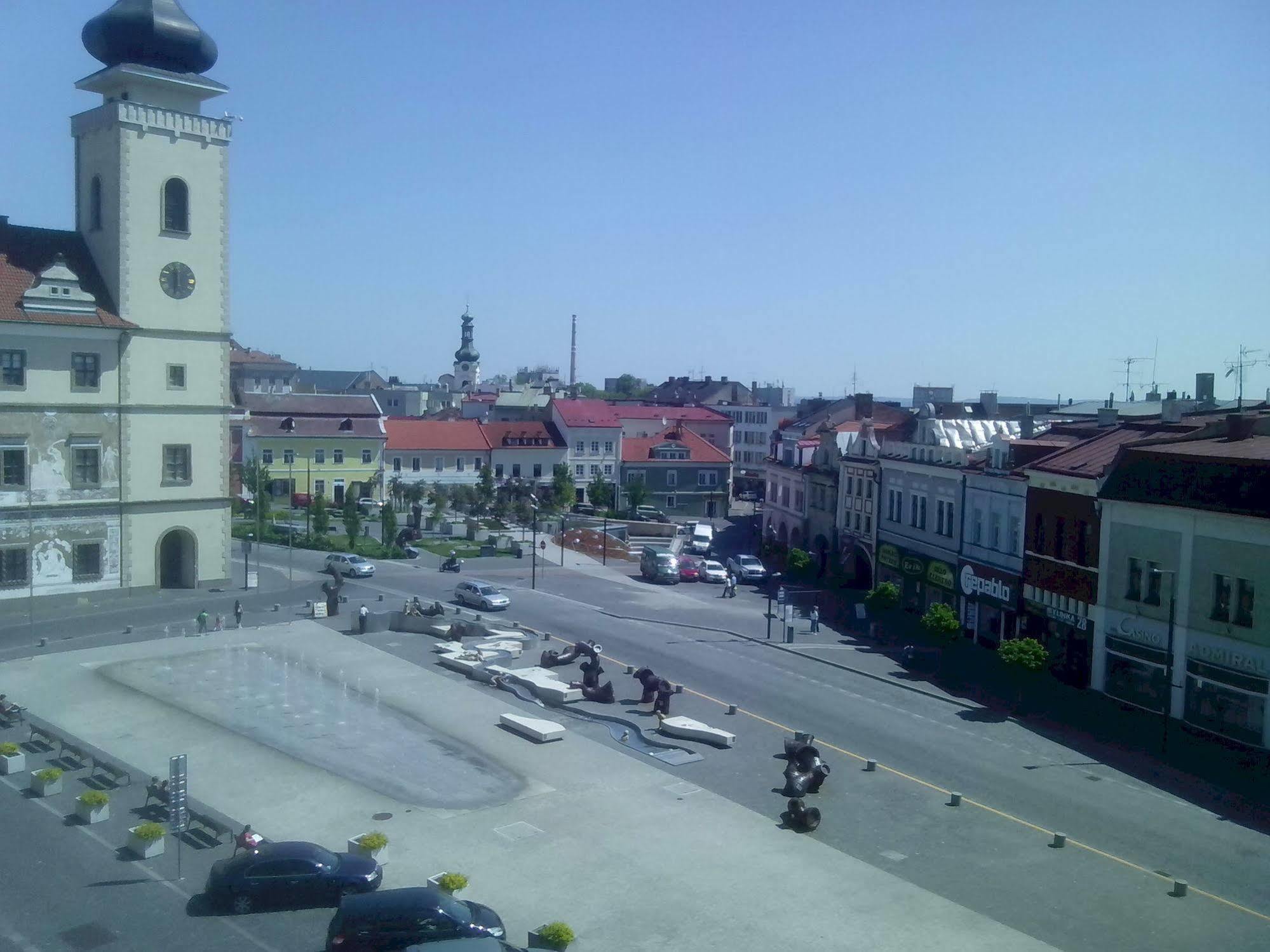 Hotel Zlaty Kohout Mlada Boleslav Ngoại thất bức ảnh